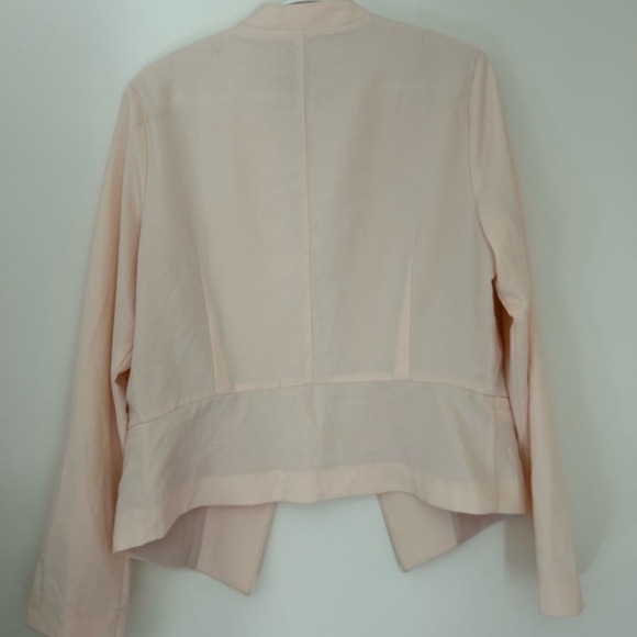 Dynamite Light Pink Blazer Sleek Collarless Design - Picture 3 of 4